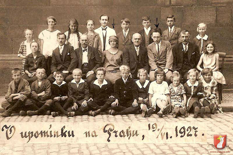 Fotokronika školy v Osečné - historická fotografie 7